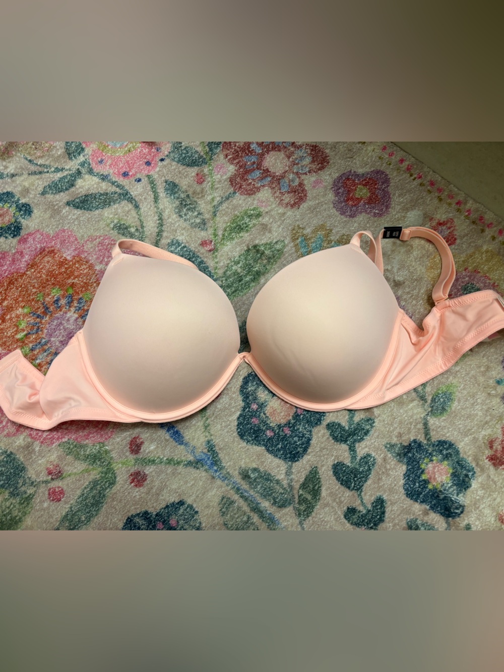 Victoria's Secret Light Pink wear everywhere super push up 38DD NWT